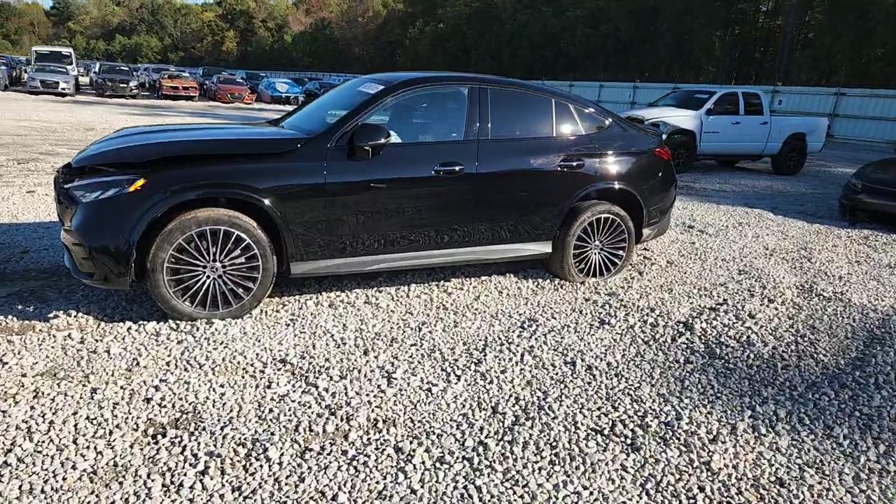 Фото: W1NKJ4HB7TF428287