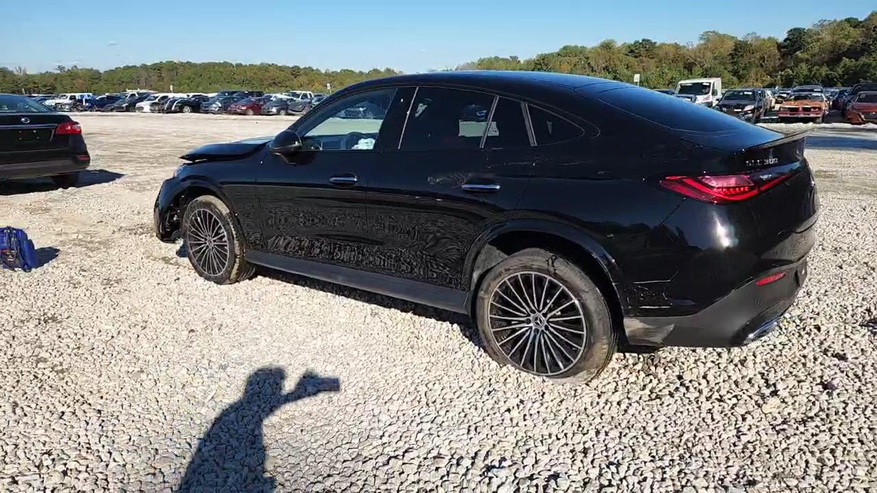 Фото: W1NKJ4HB7TF428287