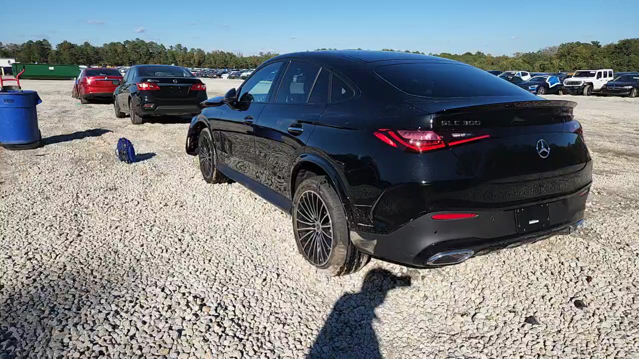 Фото: W1NKJ4HB7TF428287