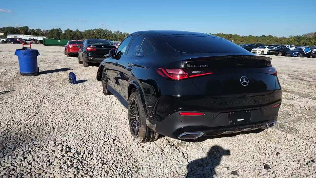 Фото: W1NKJ4HB7TF428287