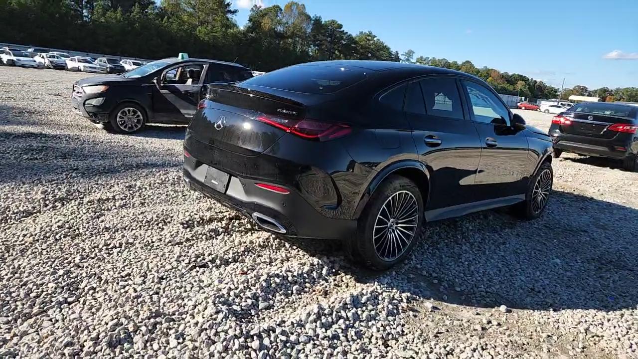 Фото: W1NKJ4HB7TF428287