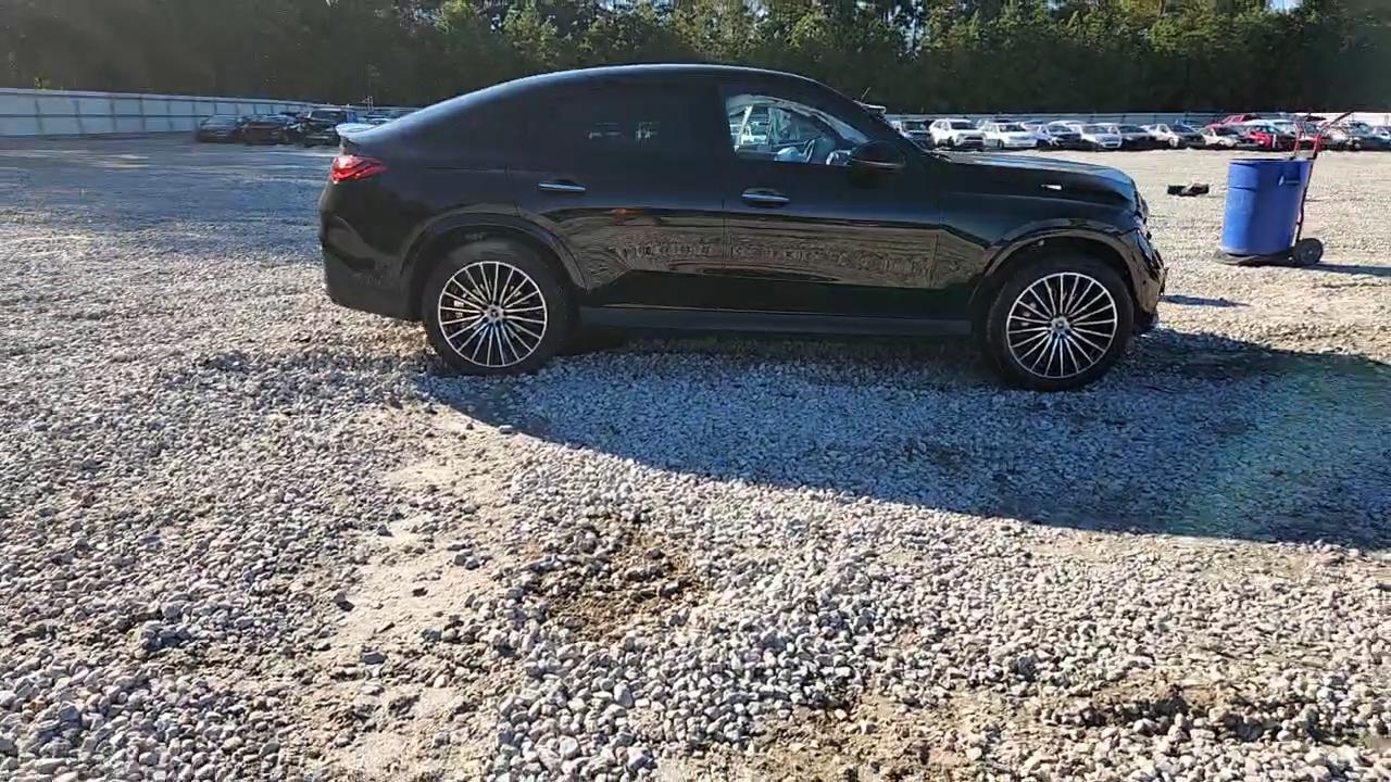 Фото: W1NKJ4HB7TF428287