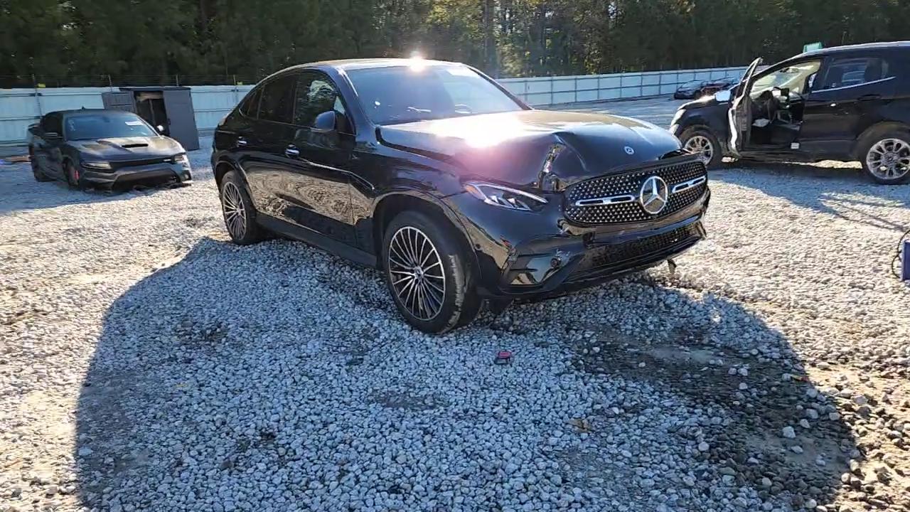 Фото: W1NKJ4HB7TF428287