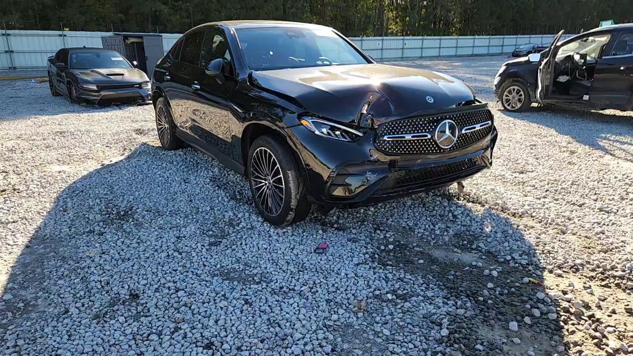 Фото: W1NKJ4HB7TF428287