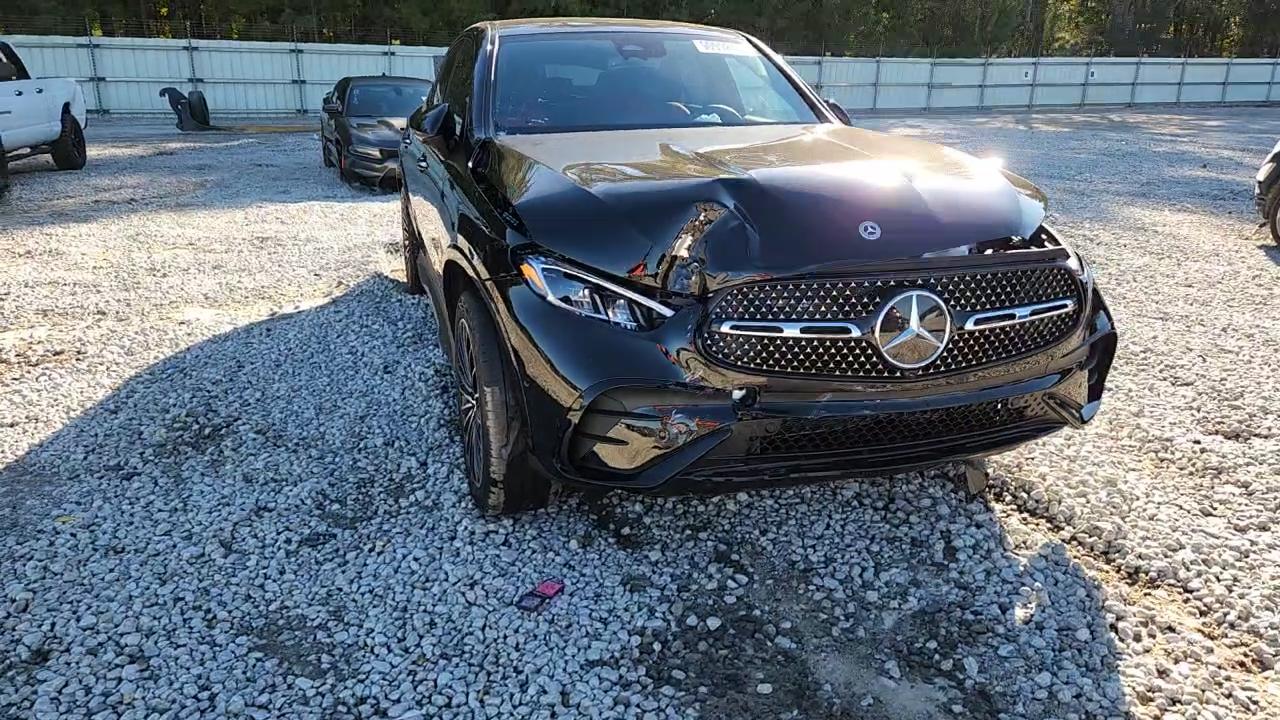 Фото: W1NKJ4HB7TF428287