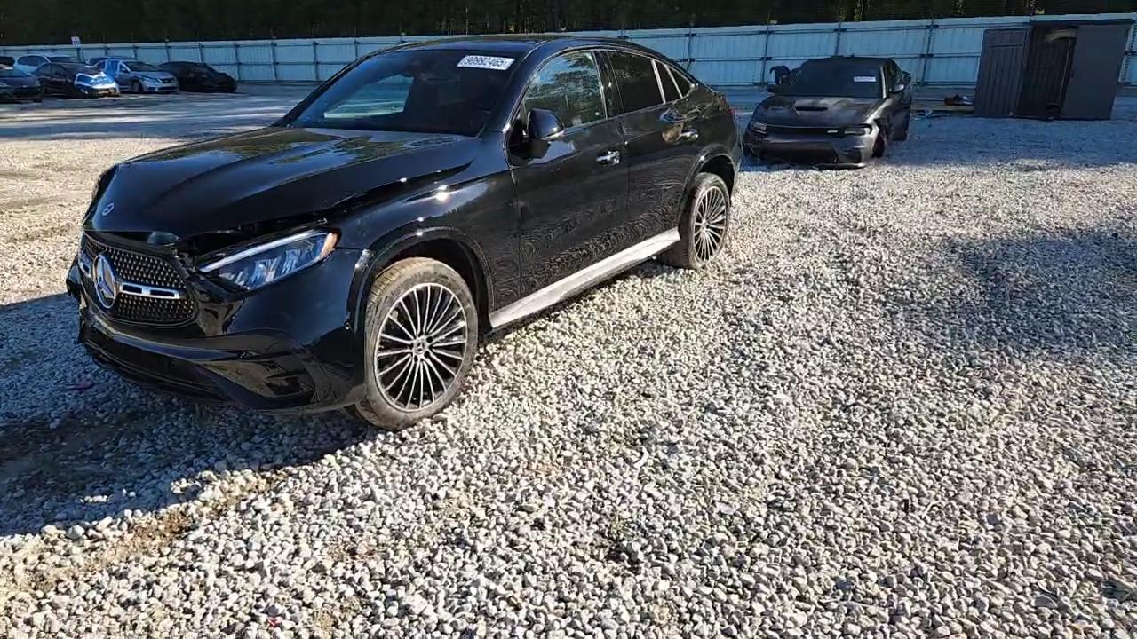 Фото: W1NKJ4HB7TF428287