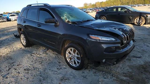 2017 Jeep Cherokee Latitude VIN: 1C4PJLCB8HW572985 Lot: 89872245