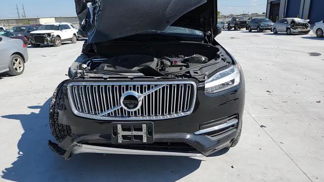 2016 Volvo Xc90 T6 VIN: YV4A22PL8G1048762 Lot: 82496225