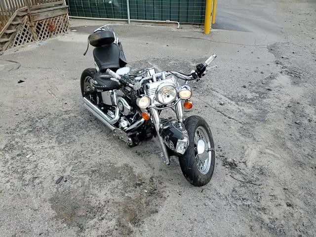 2012 Harley-Davidson Flstc Heritage Softail Classic VIN: 1HD1BWV13CB047257 Lot: 81963055