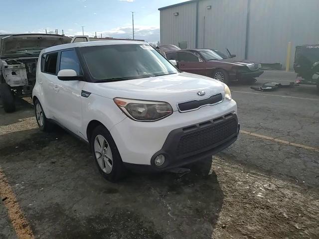 2015 Kia Soul VIN: KNDJN2A25F7215374 Lot: 86173045