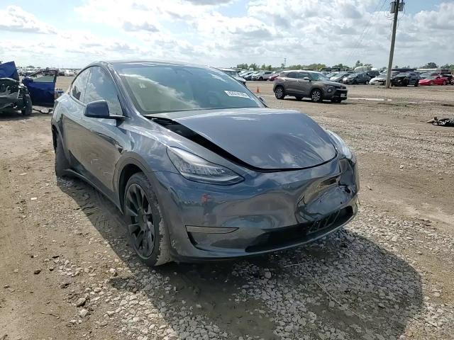 2021 Tesla Model Y VIN: 5YJYGDEE8MF102440 Lot: 82674105