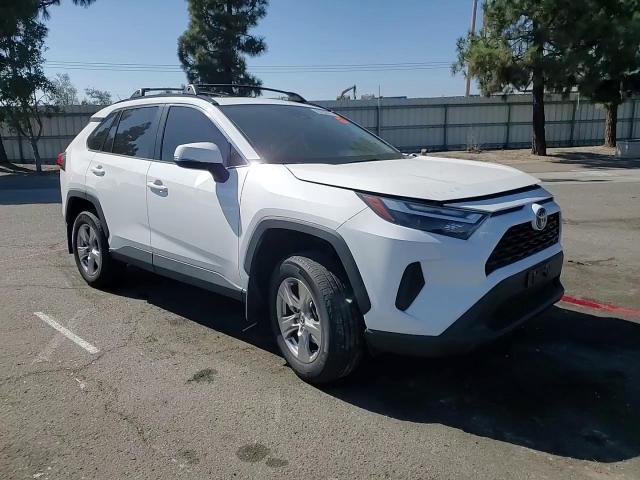 2022 Toyota Rav4 Xle VIN: 2T3W1RFV2NW229099 Lot: 82252645