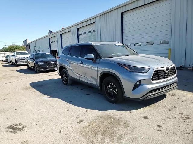 2022 Toyota Highlander Xle VIN: 5TDGZRAH8NS135843 Lot: 86217325