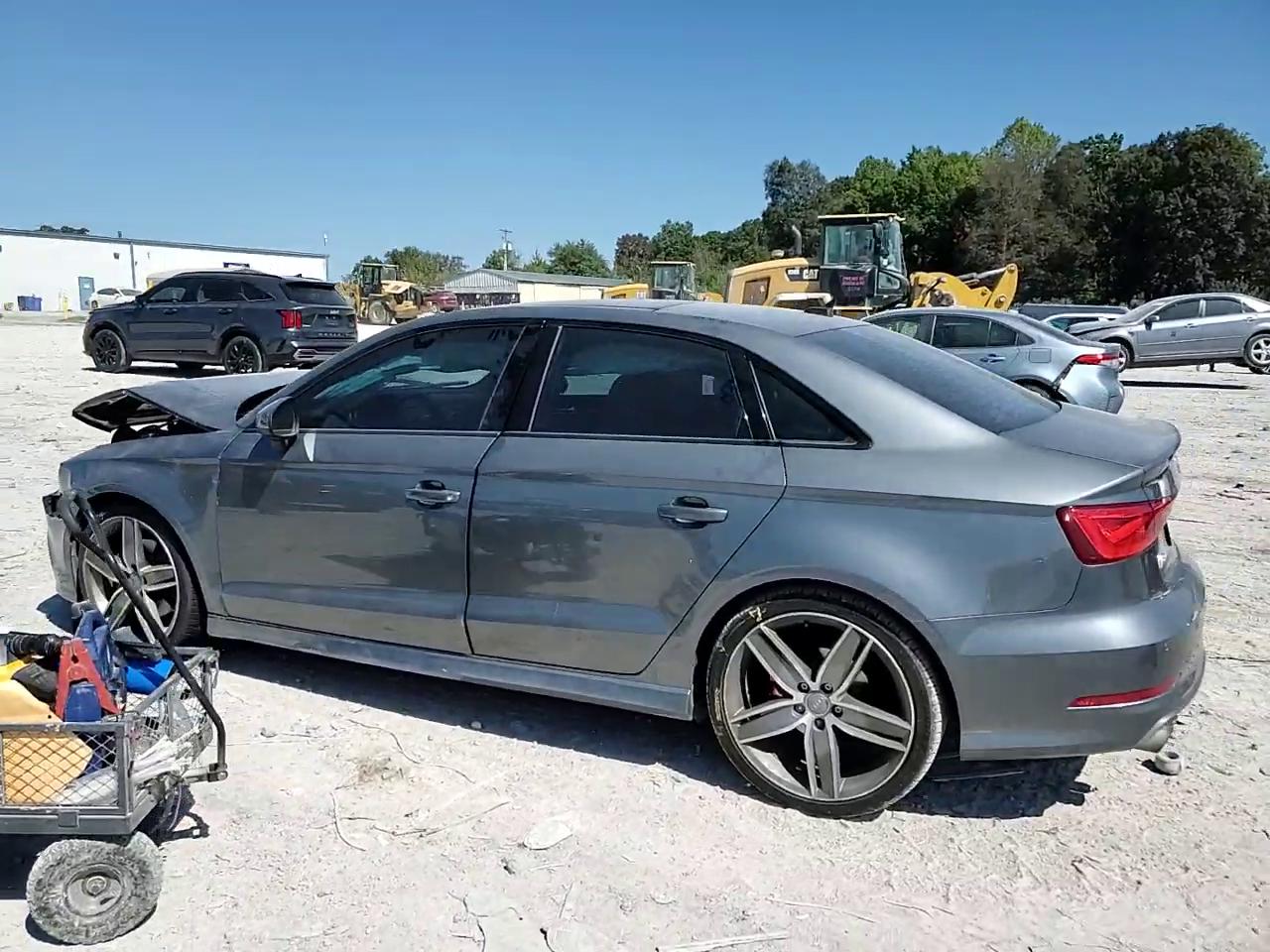 Фото: WAUA7GFF6G1071094