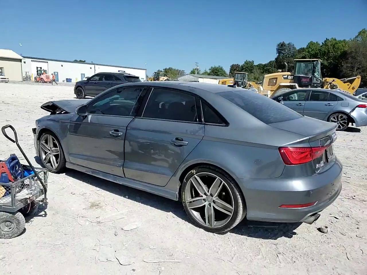 Фото: WAUA7GFF6G1071094