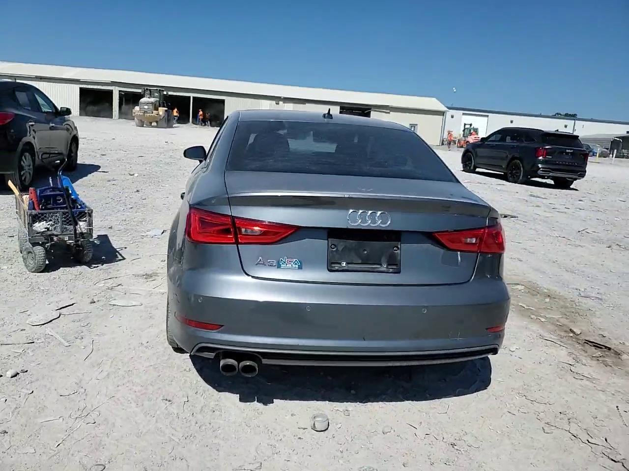 Фото: WAUA7GFF6G1071094