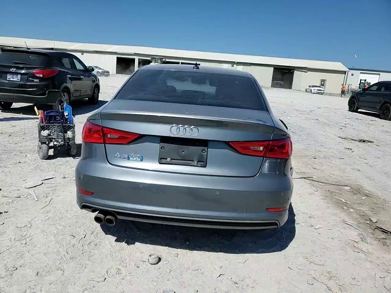 Фото: WAUA7GFF6G1071094