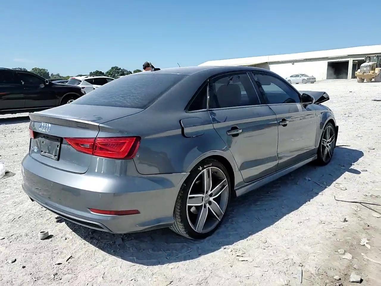 Фото: WAUA7GFF6G1071094