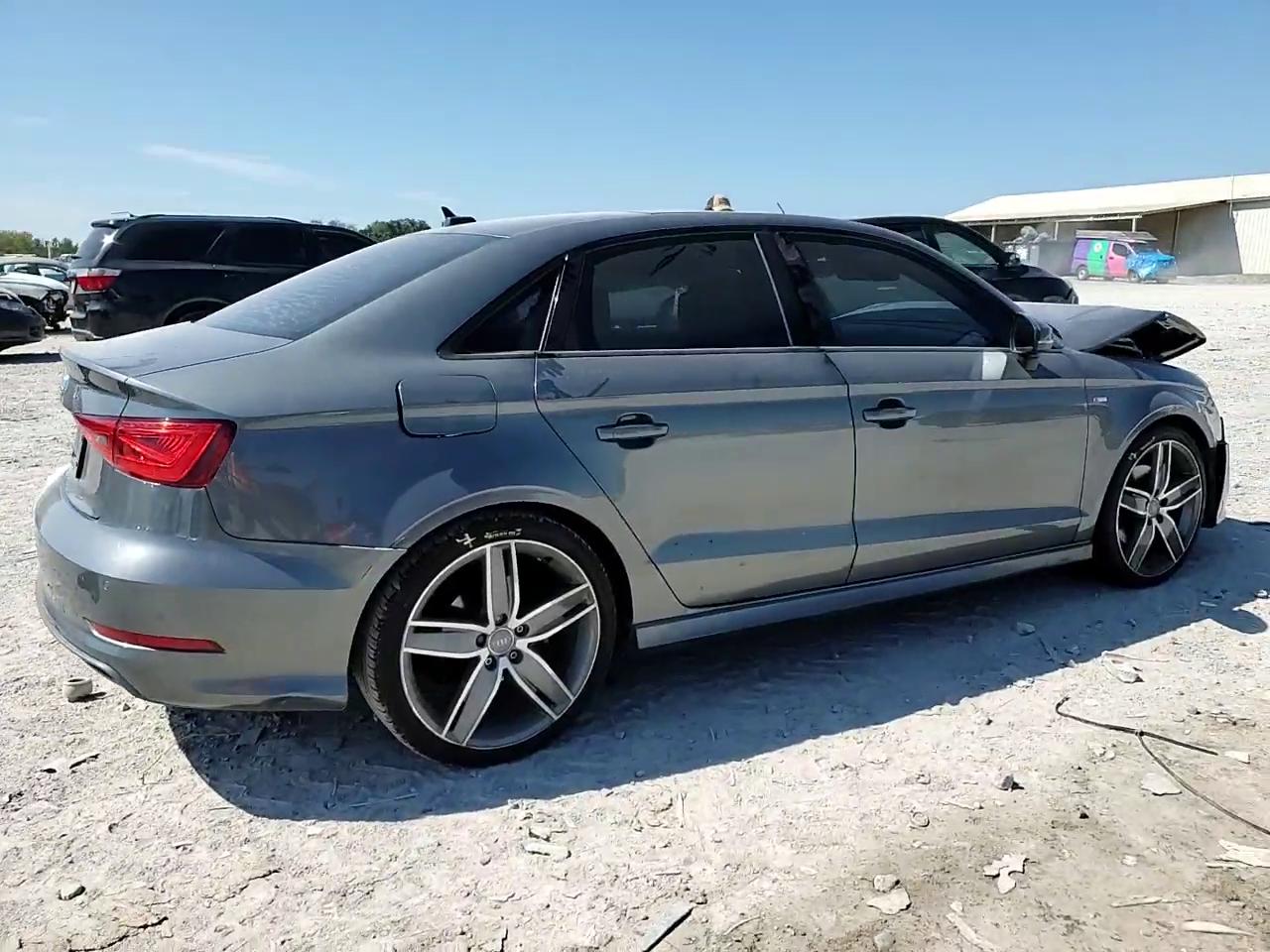 Фото: WAUA7GFF6G1071094