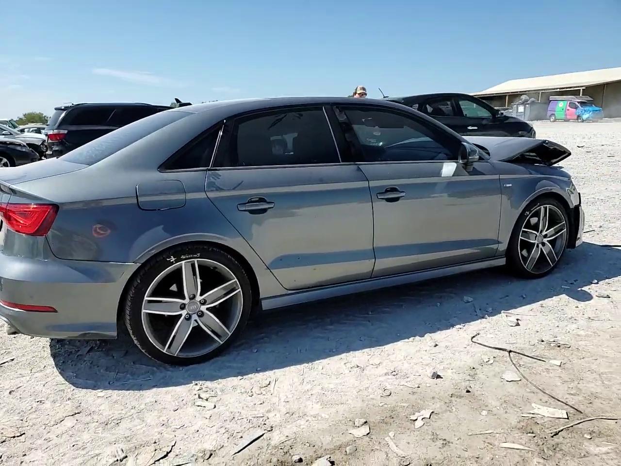 Фото: WAUA7GFF6G1071094