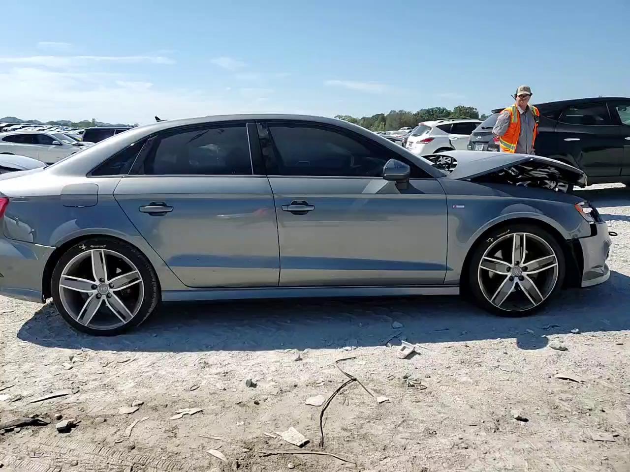 Фото: WAUA7GFF6G1071094