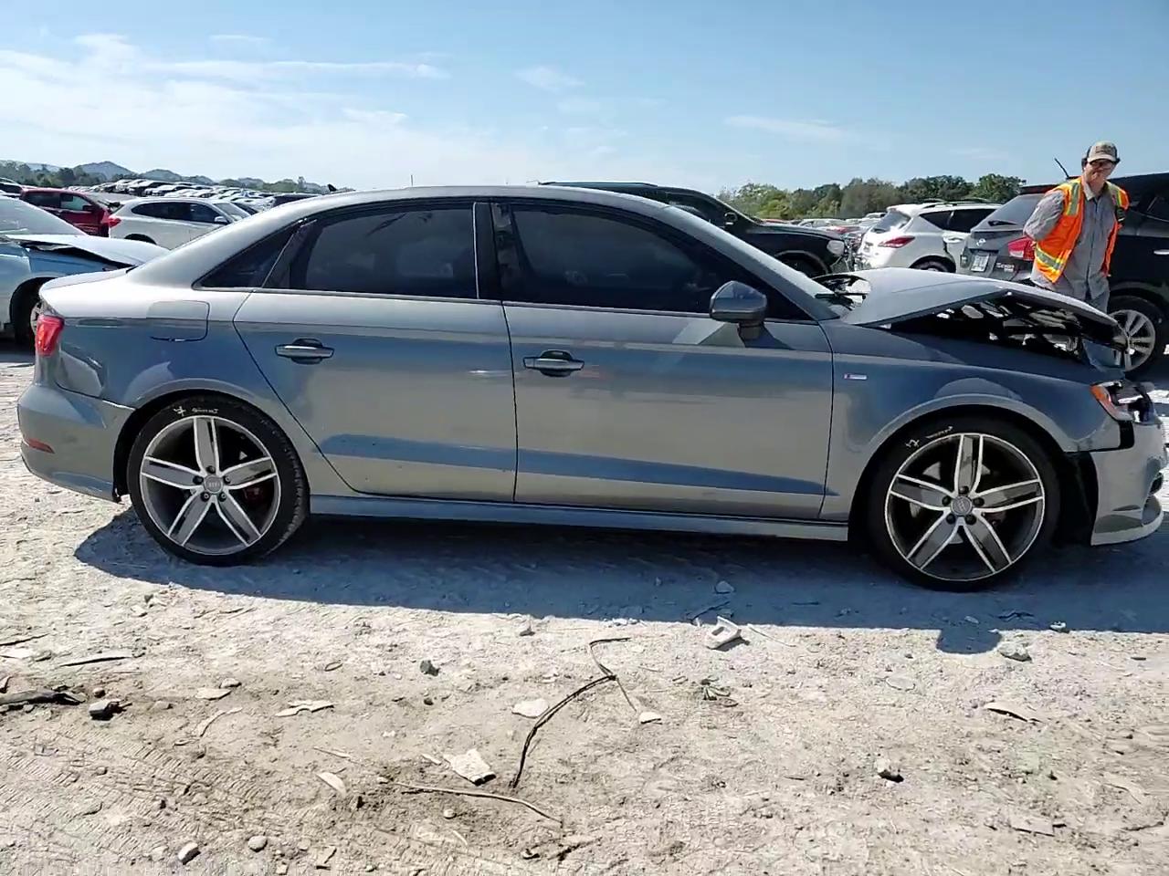 Фото: WAUA7GFF6G1071094