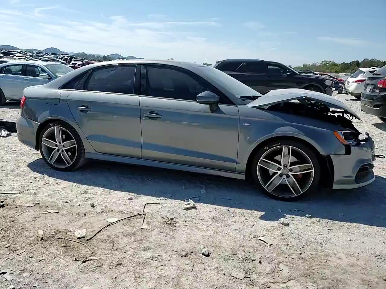 Фото: WAUA7GFF6G1071094