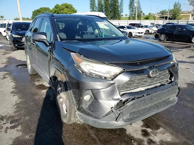 2019 Toyota Rav4 Xle VIN: JTMW1RFV8KD504287 Lot: 82335165