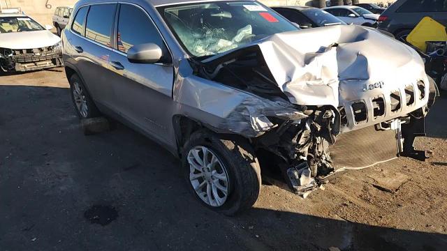 2019 Jeep Cherokee Latitude VIN: 1C4PJLCB2KD312441 Lot: 87074975