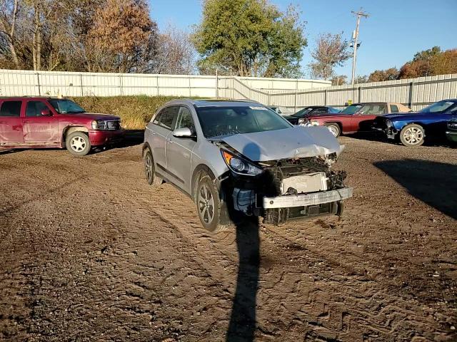2017 Kia Niro Ex VIN: KNDCC3LC2H5053731 Lot: 90145915