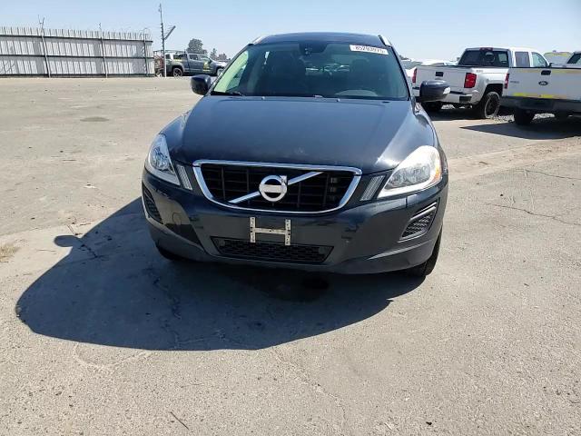 2013 Volvo Xc60 3.2 VIN: YV4940DLXD2373733 Lot: 85293975