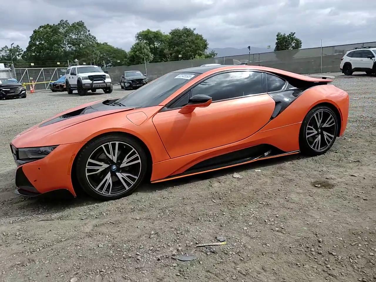 Фото: WBY2Z2C51GV675742