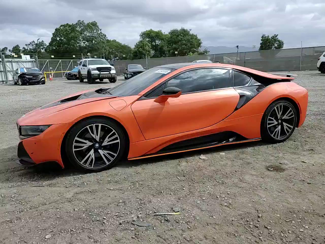 Фото: WBY2Z2C51GV675742