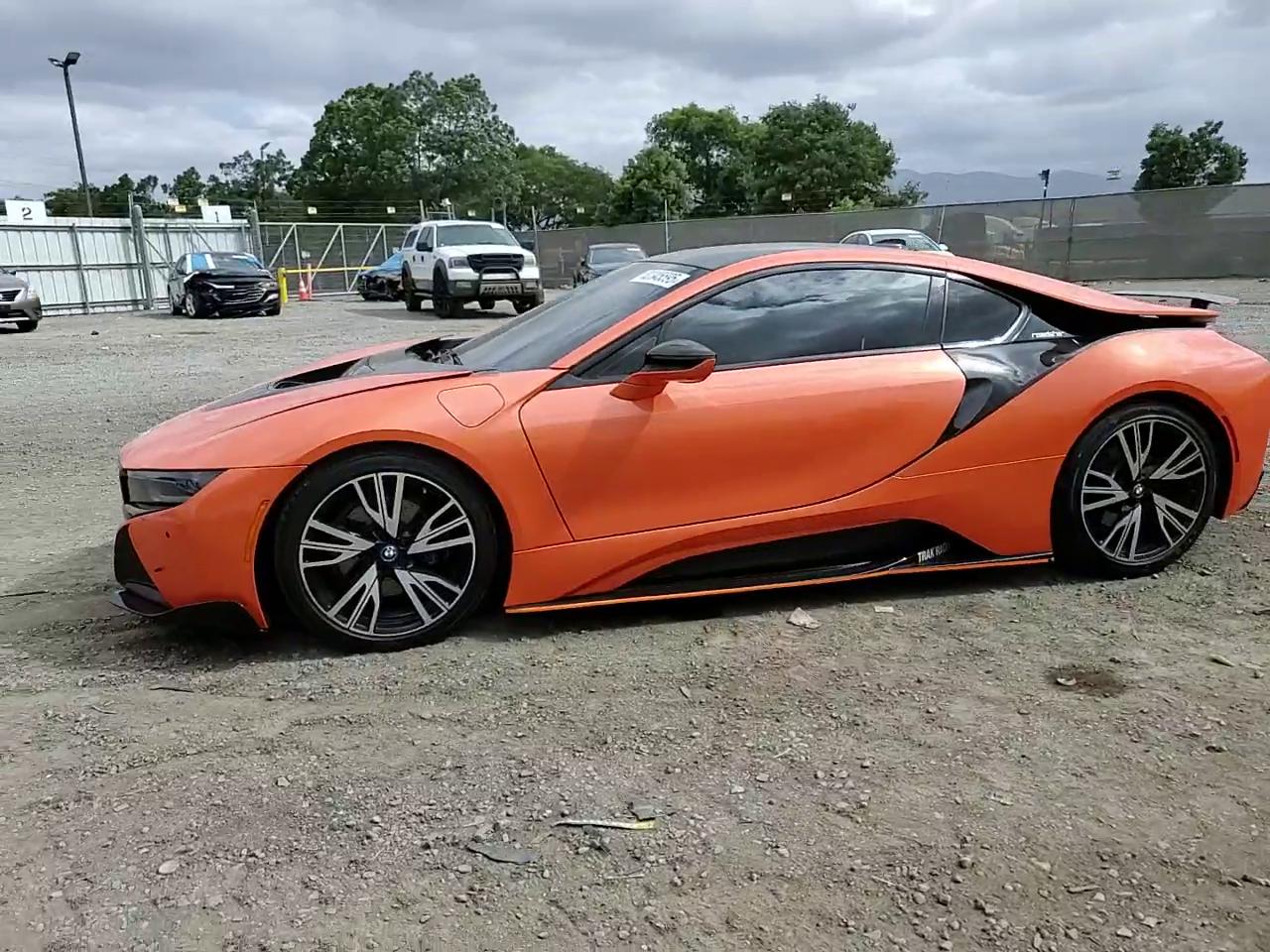 Фото: WBY2Z2C51GV675742