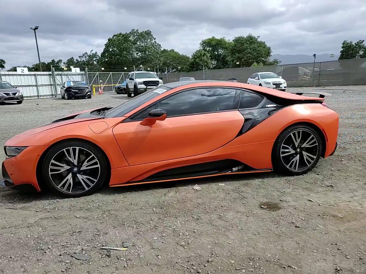 Фото: WBY2Z2C51GV675742