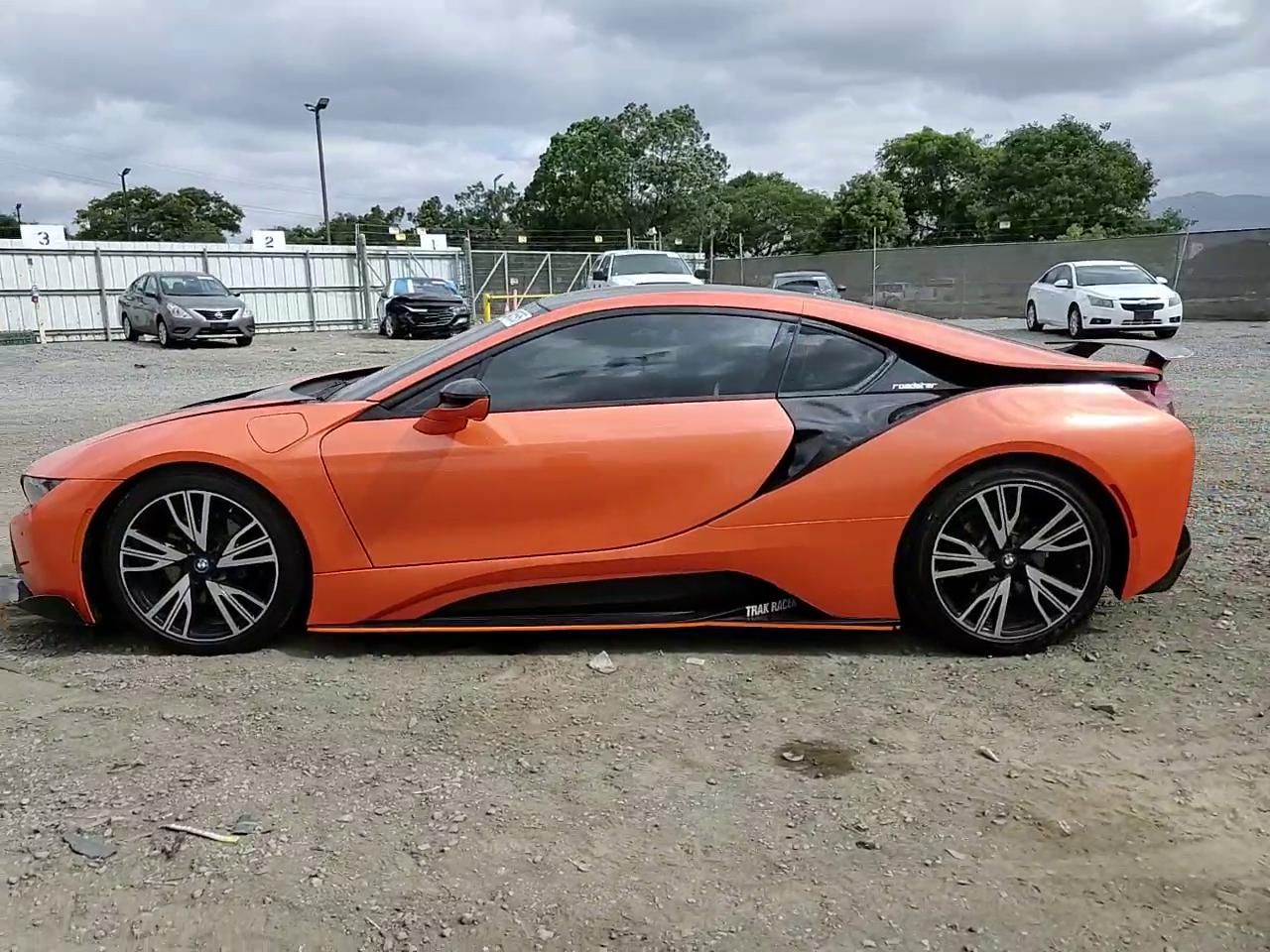 Фото: WBY2Z2C51GV675742