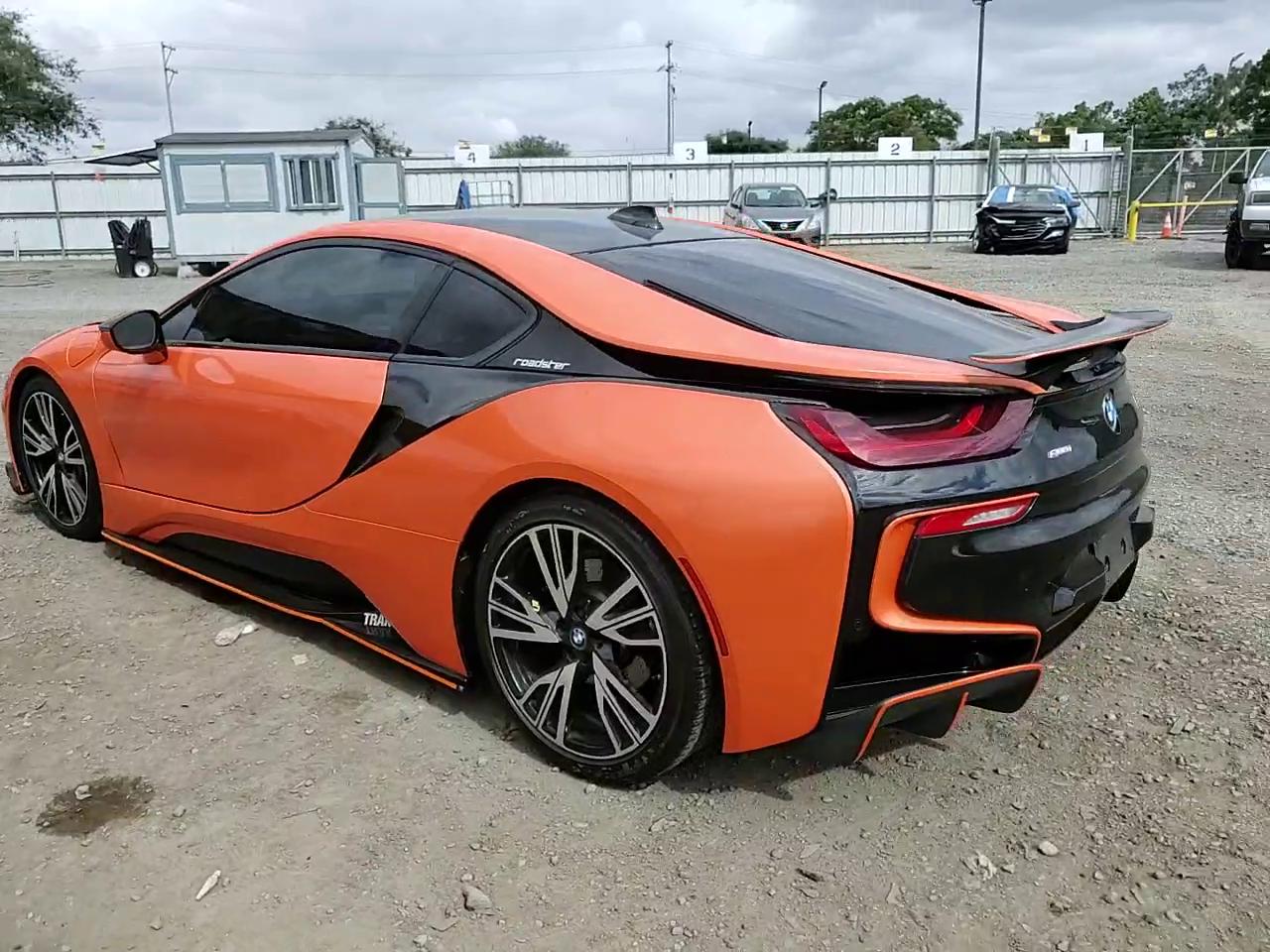 Фото: WBY2Z2C51GV675742