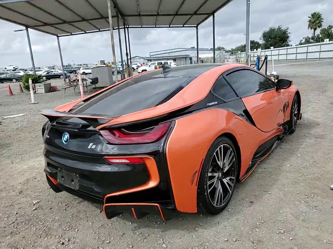 Фото: WBY2Z2C51GV675742