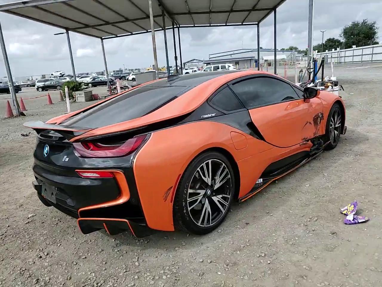 Фото: WBY2Z2C51GV675742