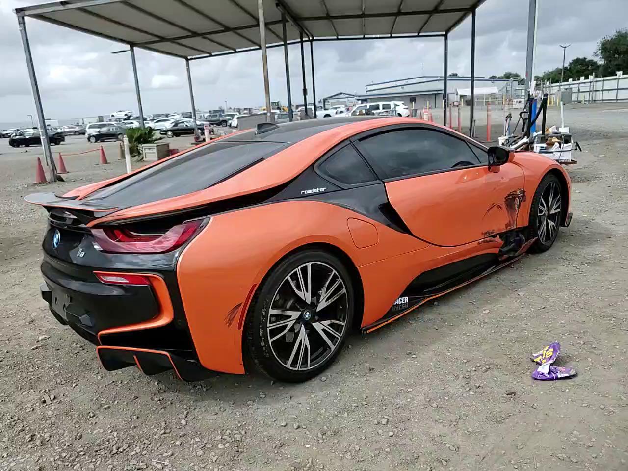 Фото: WBY2Z2C51GV675742