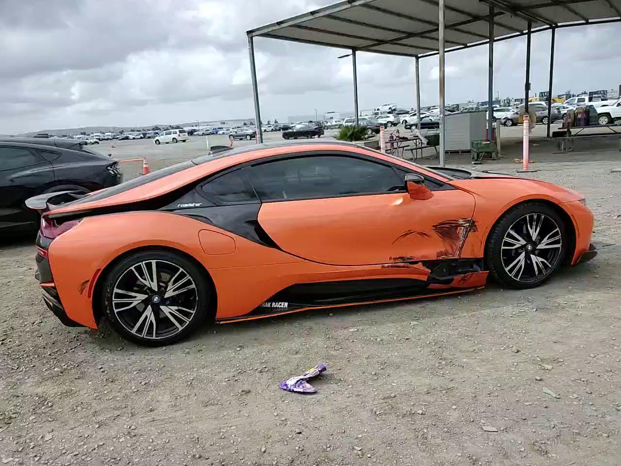 Фото: WBY2Z2C51GV675742