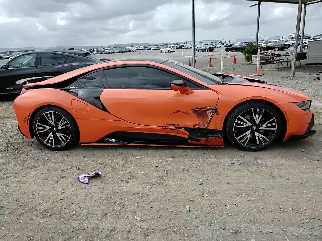 Фото: WBY2Z2C51GV675742