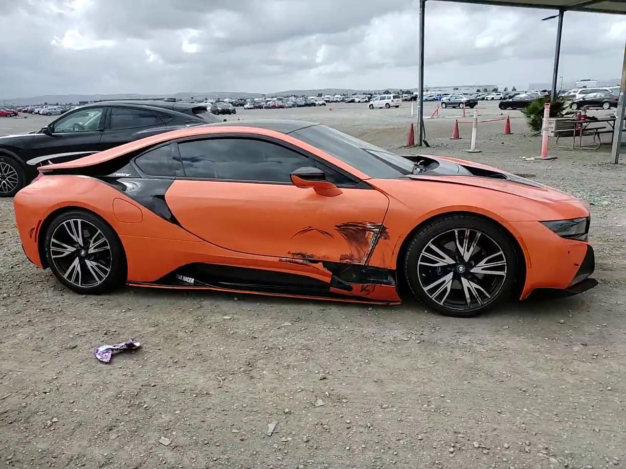 Фото: WBY2Z2C51GV675742