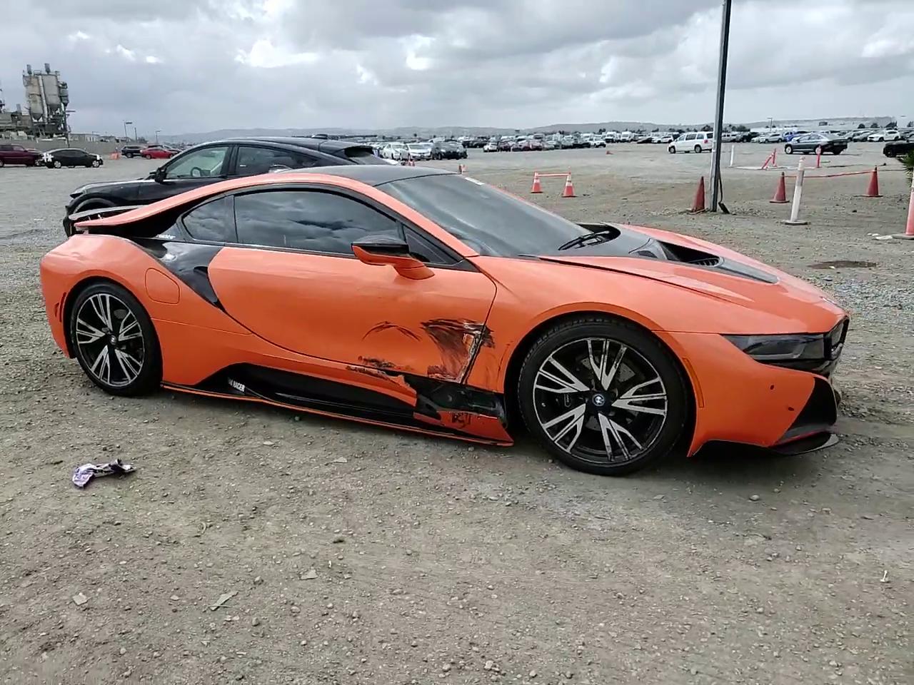 Фото: WBY2Z2C51GV675742