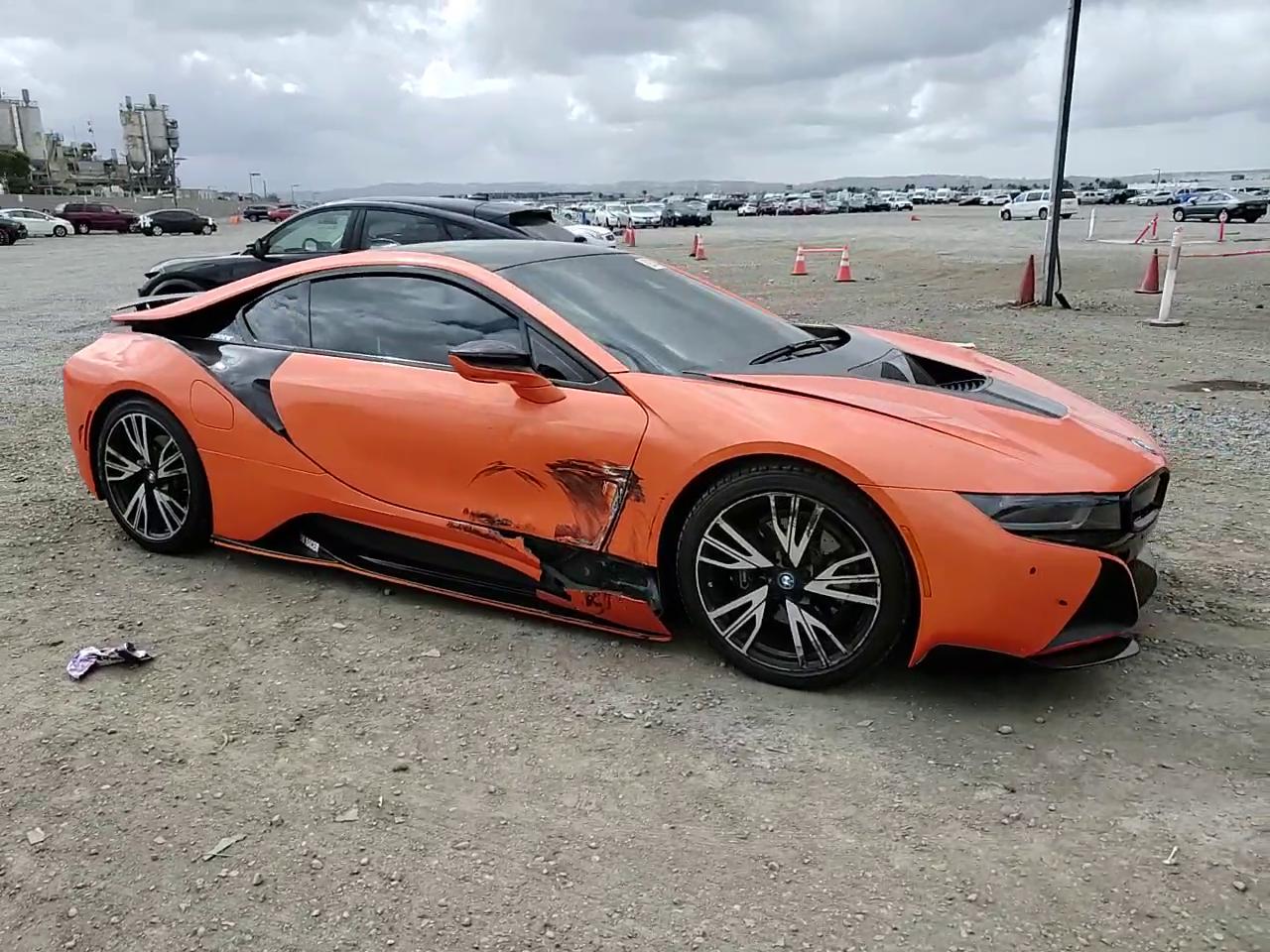 Фото: WBY2Z2C51GV675742