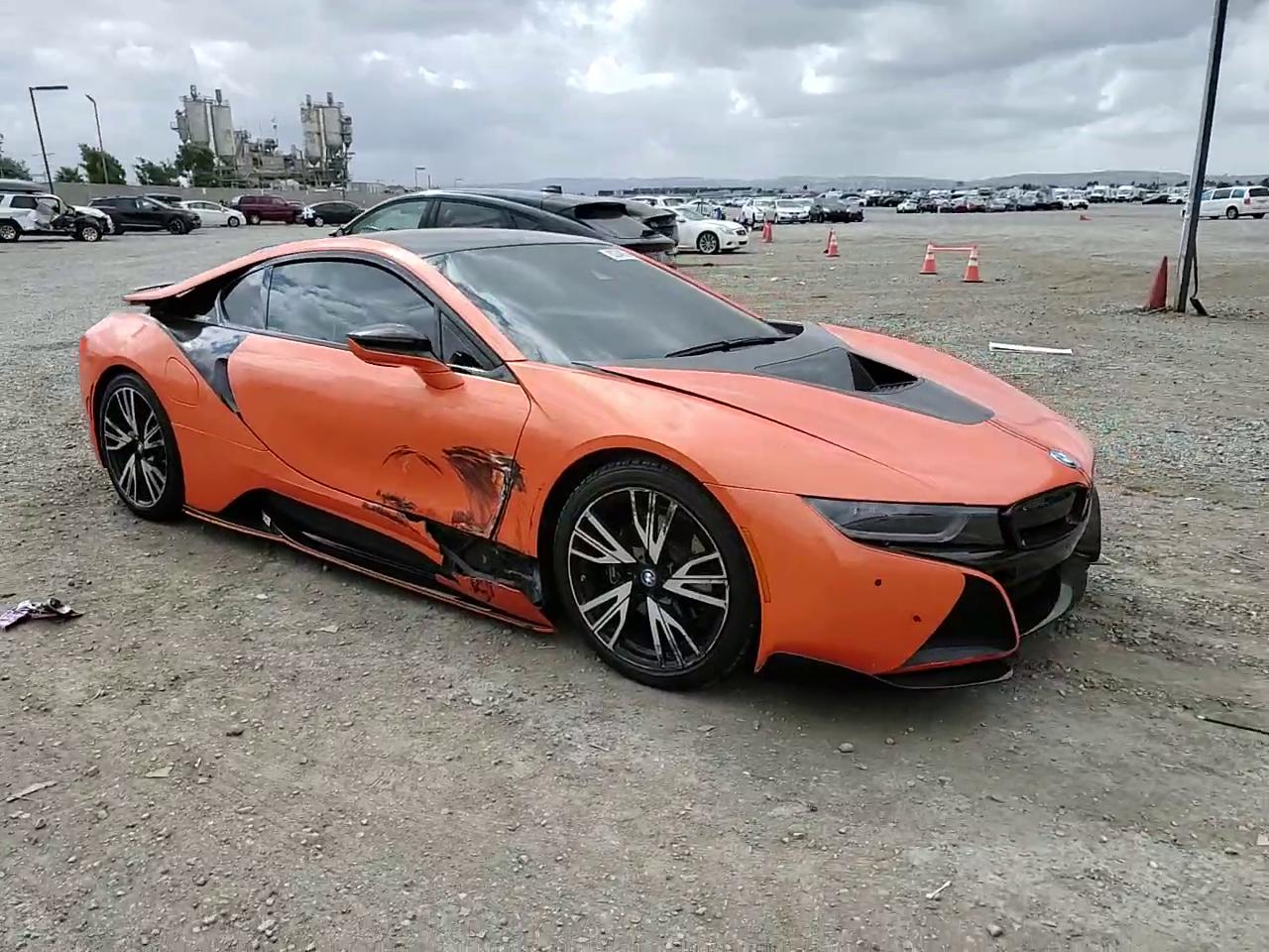 Фото: WBY2Z2C51GV675742