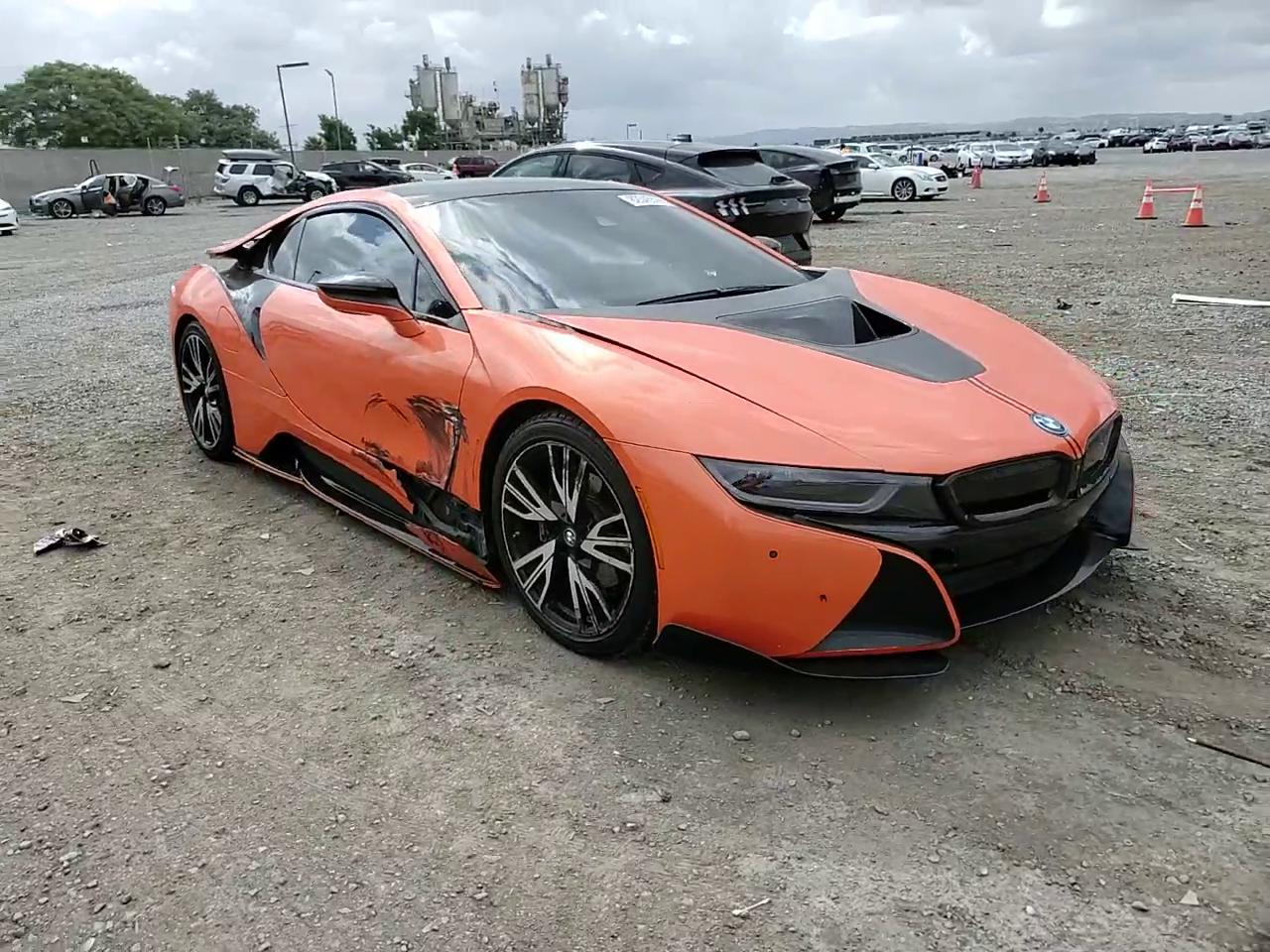 Фото: WBY2Z2C51GV675742