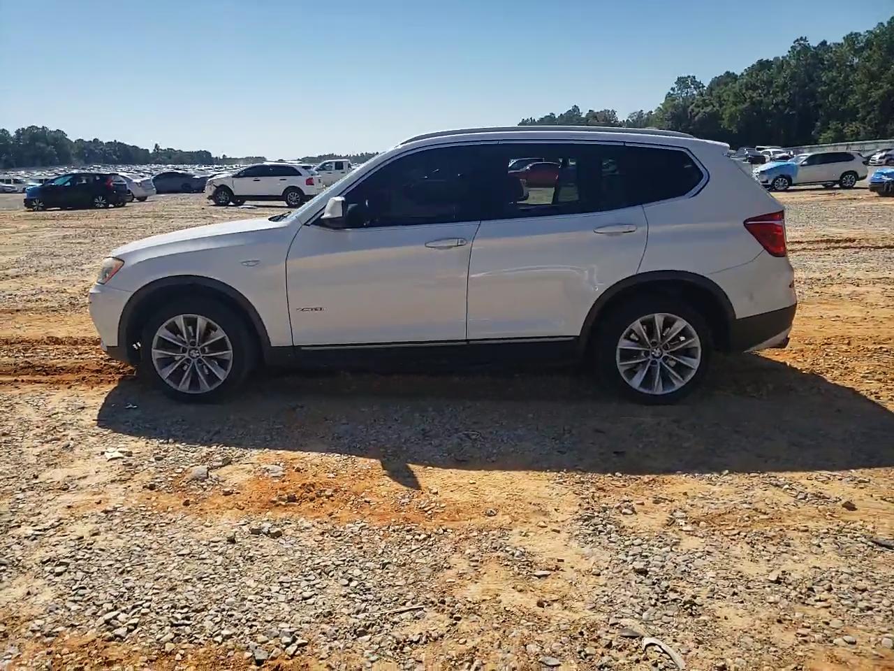 Фото: 5UXWX5C57CL724974