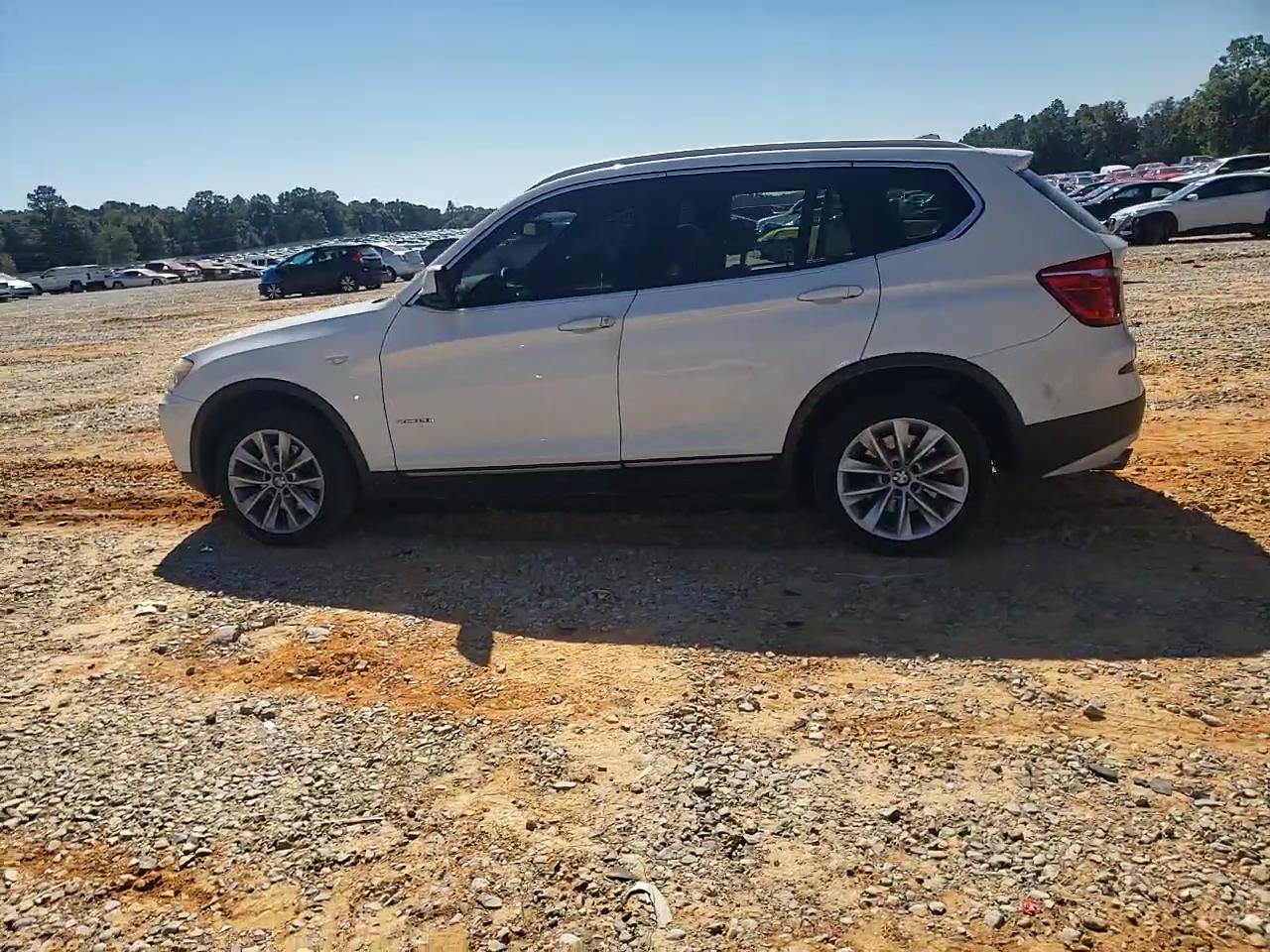 Фото: 5UXWX5C57CL724974