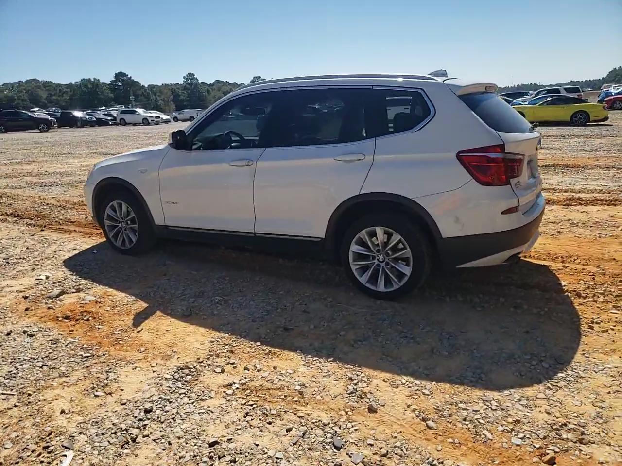 Фото: 5UXWX5C57CL724974